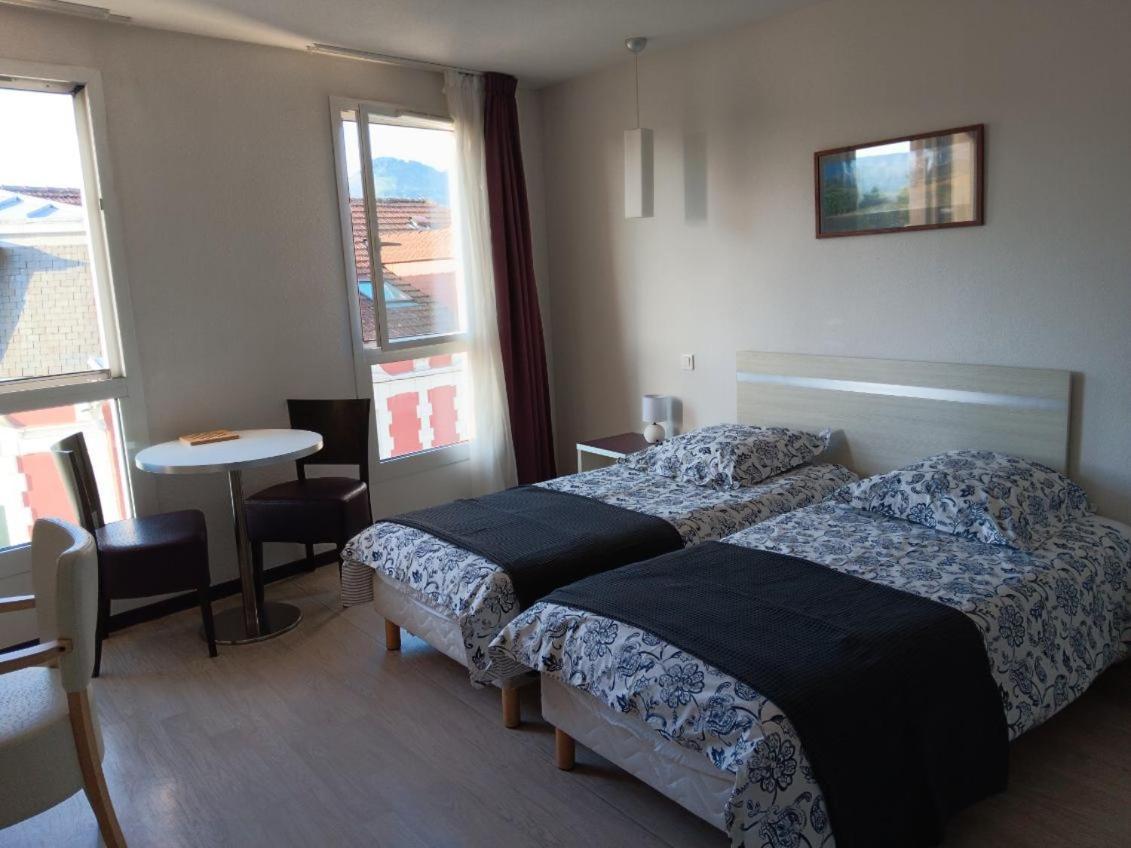 Studio 24M2 Au 4Eme Etage Ascenseur A Cote De La Gare Sncf Lourdes Eksteriør bilde